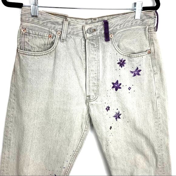 Vintage Levi’s 501 Jeans with Hand Painted Purple Flowers 32 33 - Picture 3 of 9